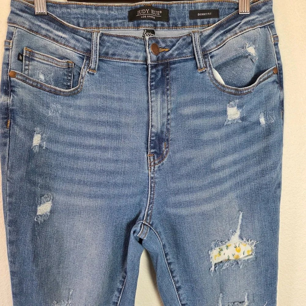 Judy Blue‎ Skinny Jeans High Rise Distressed Lemon Patch Denim Size 15